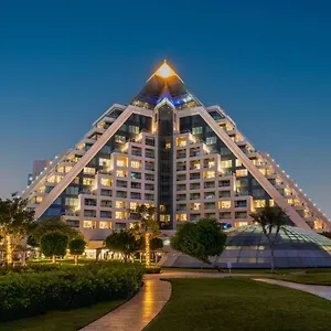 Raffles Дубай