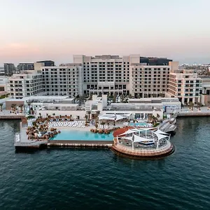Hilton Yas Island Абу-Даби