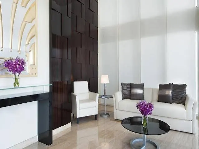 Damac Maison Canal Views Dubaj
