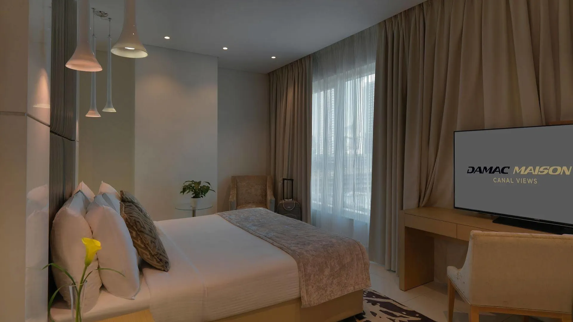 Damac Maison Canal Views Dubaj